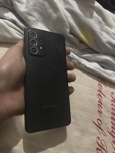 i 5: Samsung Galaxy A52 (SM-A525F/DS), черный - Экран 6.5" Super AMOLED — 4