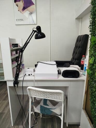 стол для письма: Рабочее место мастера маникюра/педикюра с оборудованием. - Стол — 1