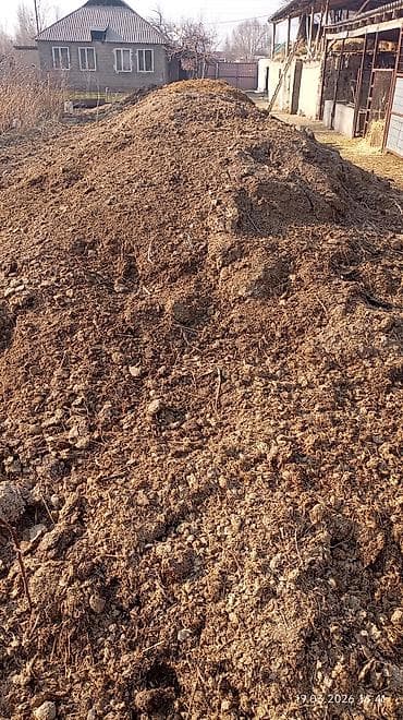 Бакча эмереги: Перепревший навоз (коровий/конский) с подстилкой соломы — натуральное — 6