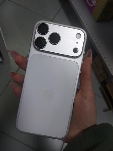 iphone 17 pro max бу: IPhone 17 Pro Max, Б/у, 256 ГБ, Серебристый, Зарядное устройство, Защитное стекло, Чехол, 100 % — 1