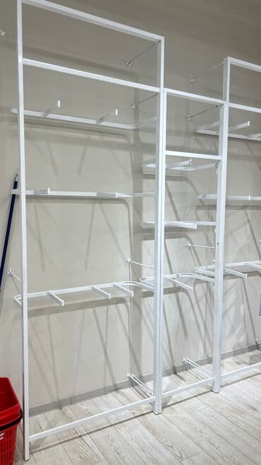 пристенное оборудование для магазина одежды: Стеллаж Для одежды, Лофт, 275 см * 100 см * 50 см, 
Б/у — 4
