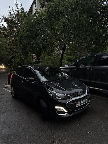 Chevrolet Spark: 2018 г., 1 л, Вариатор, Бензин, Хэтчбэк — 2