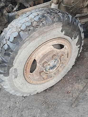 шына 235 65 16 с: Колеса в сборе R 20, Б/у, Грузовики/Автобусы, отверстий - 8 — 3