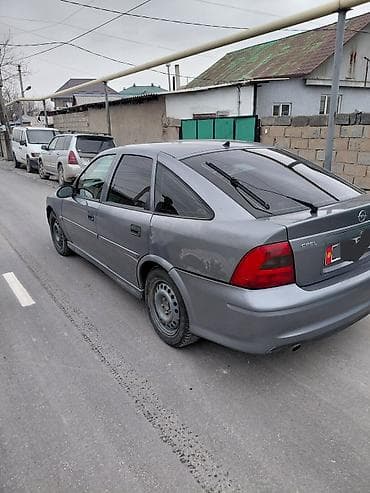 lada vesta: Opel Vectra: 2002 г., 1.8 л, Автомат — 4
