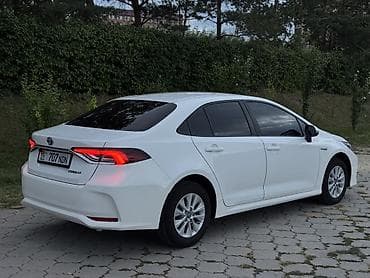 e klass: Toyota Corolla: 2022 г., 1.8 л, Вариатор, Гибрид, Седан — 6