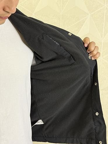 Куртки: Мужская куртка, M, Puma, Новый, цвет - Черный, Самовывоз, Платная доставка — 2