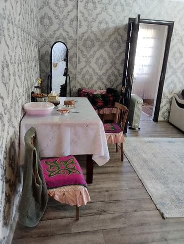 квартир васток 5: 2 комнаты, 42 м², Хрущевка, 1 этаж, Косметический ремонт — 5