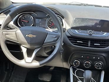 kia corento: Chevrolet Onix: 2020 г., 1 л, Автомат, Бензин, Седан — 8