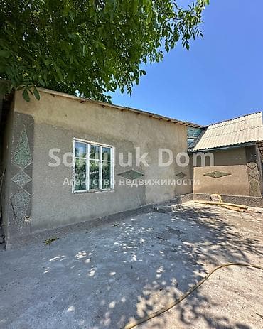 act building: 🏠Продается дом в с. Сокулук 🟡Комнаты: 4 🟡Участок: 9,18 соток (по факту — 1