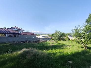 Жер тилкелери: 15 соток, Курулуш — 6