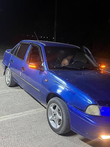 Унаа: Daewoo Nexia: 2008 г., 1.6 л, Кол менен иштөөчү, Бензин, Седан — 5