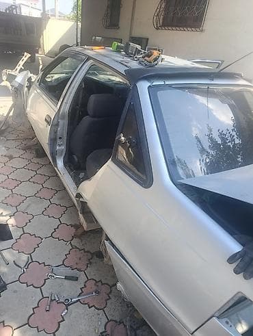 lada 2105: Кузов легкового автомобиля (седан) под разбор/проект. Описание: - — 4