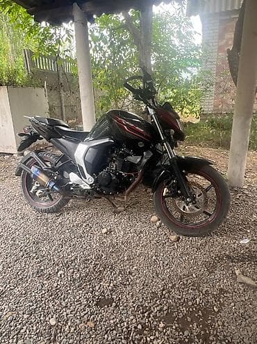 Спортбайк Suzuki, 300 куб. см, Бензин, Взрослый, Б/у at lalafo.kg Спортбайк Suzuki, 300 куб. см, Бензин, Взрослый, Б/у