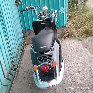 50: Макси-скутер Honda, 50 куб. см, Бензин, Б/у — 4