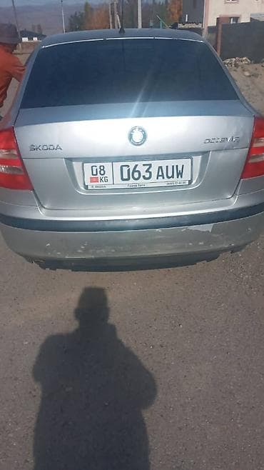 Skoda Octavia: 2006 г., 1.6 л, Механика, Бензин, Седан at lalafo.kg Skoda Octavia: 2006 г., 1.6 л, Механика, Бензин, Седан
