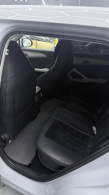 byd e9 2021: BYD Yuan Up: 2025 г., Электромобиль — 7