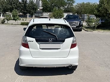Продажа авто: Honda Fit: 2010 г., 1.5 л, Автомат, Бензин, Хэтчбэк — 6