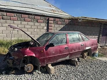 Срочно Продаю автомобиль в аварийном состоянии Daewoo Nexia N150