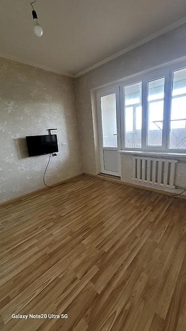 продаю квартиру 25000: 3 комнаты, 63 м², 105 серия, 4 этаж — 3
