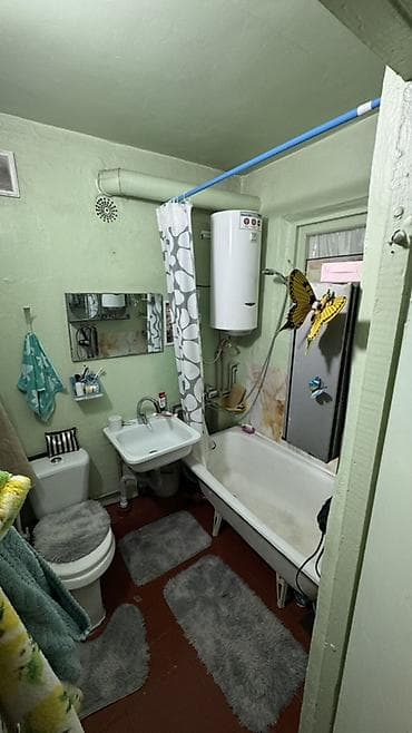 3 комнаты, 55 м², 104 серия, 3 этаж, Старый ремонт