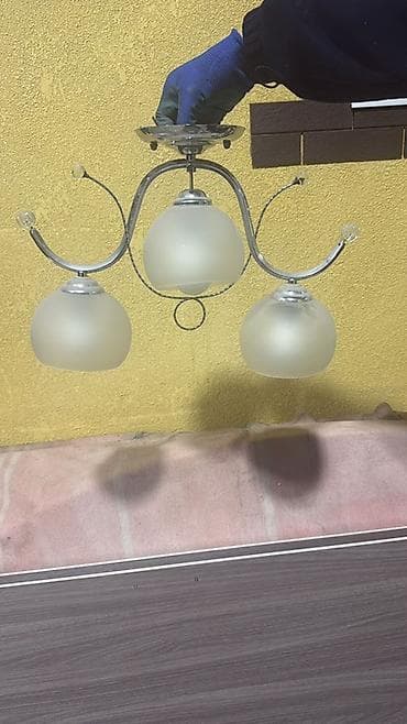 Потолочная люстра на 3 плафона - Тип: потолочная/подвесная люстра