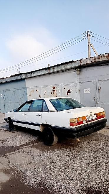 Audi: Audi 100: 1986 г., 1.8 л, Бензин — 4