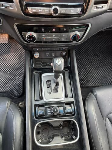 бокс на крышу авто купить в бишкеке: Ssangyong Rexton: 2019 г., 2.2 л, Автомат, Дизель, Внедорожник — 8