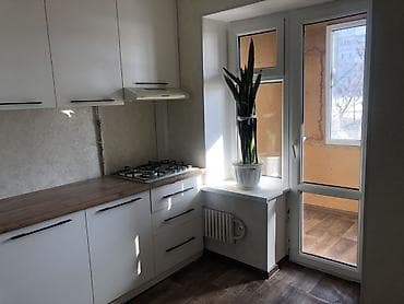 Батирлерди ижарага берүү: 1 бөлмө, 50 м², 1 кабат, Евроремонт — 1