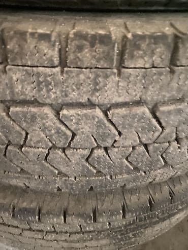 шина 14.00 24: Шины 195 / 80 / R 15, Зима, Б/у, Комплект, Легковые, Bridgestone — 3