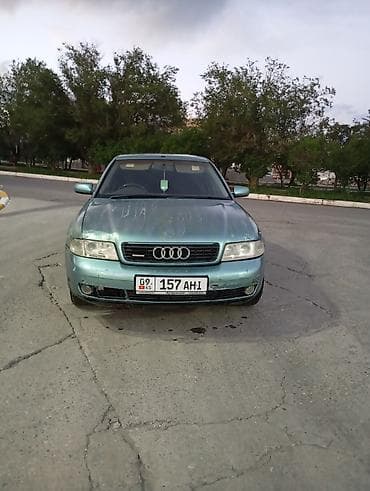 Audi: Audi A4: 2000 г., 2.4 л, Механика, Бензин, Седан — 7
