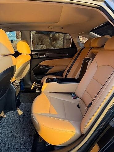 bmw i7: Kia K7: 2020 г., 2.4 л, Автомат, Гибрид, Седан — 7