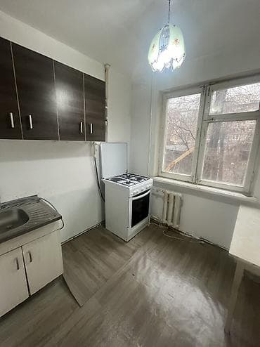 2 комнаты, 43 м², 104 серия, 2 этаж, Старый ремонт