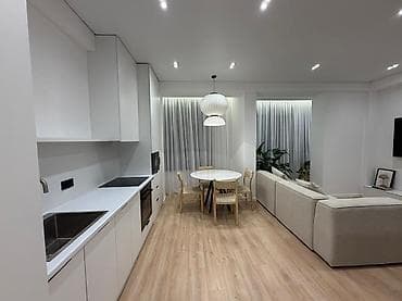 германская: 2 комнаты, 54 м², Элитка, 3 этаж, Дизайнерский ремонт — 1