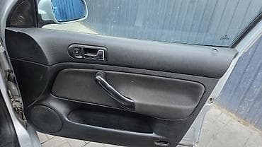 2001: Volkswagen Golf: 2001 г., 1.6 л, Автомат, Бензин, Хэтчбэк — 10