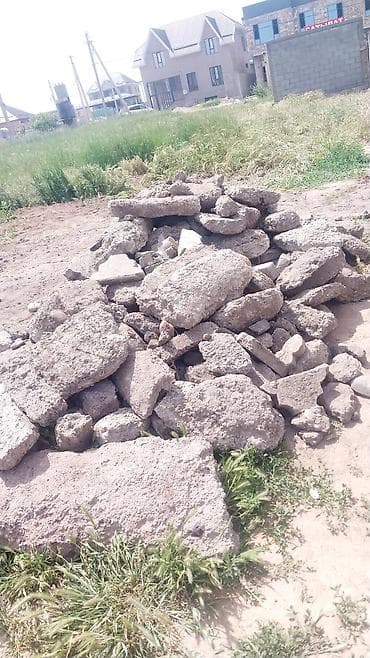 Для грунтаотдам даром,самовывоз из Оскон-Ордо примерно 1портер
