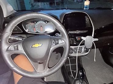 wuling mini ev: Chevrolet Spark: 2019 г. — 6