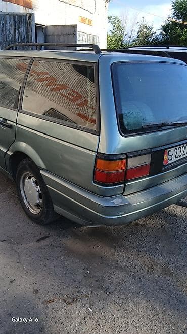 124 e500: Volkswagen Passat: 1989 г. — 3