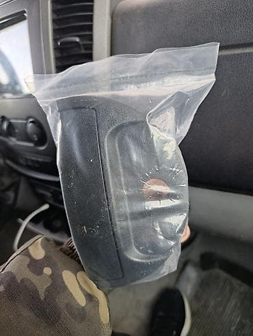 одна скат портер: Передняя правая дверная ручка Дверная ручка Hyundai Новый — 1