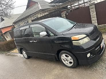 Toyota Voxy: 2003 г., Автомат, Бензин, Минивэн — 2