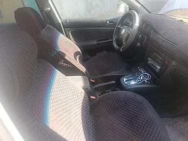 Унаа: Volkswagen Passat: 2003 г., 2 л, Автомат, Бензин, Седан — 10