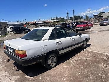 авто элек: Audi 100: 1985 г., 2 л, Кол менен иштөөчү, Бензин, Седан — 6