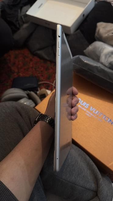 macbook m2 16: Apple iPad (серебристый, корпус из алюминия) - Диагональ экрана - — 5