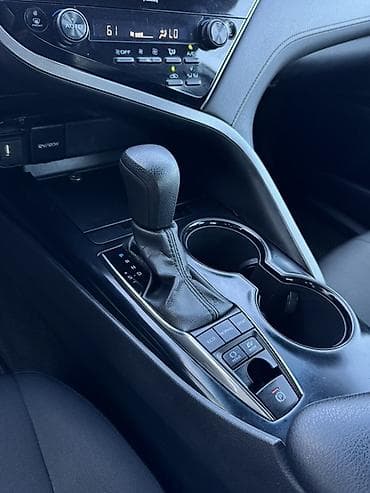 Унаа: Toyota Camry: 2020 г., 2.5 л, Автомат, Бензин, Седан — 6
