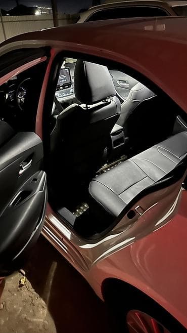 highlander 2018: Toyota Corolla: 2019 г., 1.8 л, Вариатор, Бензин, Седан — 9