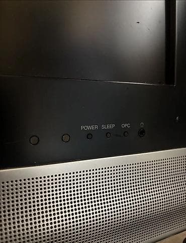 телевизор шарп: Телевизор Sharp AQUOS, диагональ около 32" (ориентировочно). - HDMI — 2