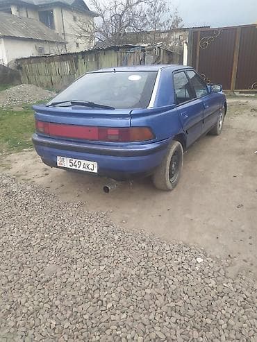 седан срочно продаю: Mazda 323: 1992 г., 1.6 л, Ручные, Бензин, Седан — 3