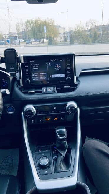 автомобили для инвалидов с ручным управлением: Toyota RAV4: 2019 г., 2.5 л, Автомат, Гибрид, Седан — 10