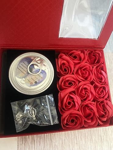 plaud note: Подарочный набор LOVE FOREVER - Красочная коробка в красном цвете с — 1