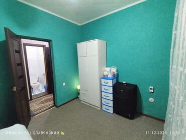 строка кж продажа квартир в бишкеке: 3 комнаты, 65 м², Индивидуалка, 1 этаж — 5