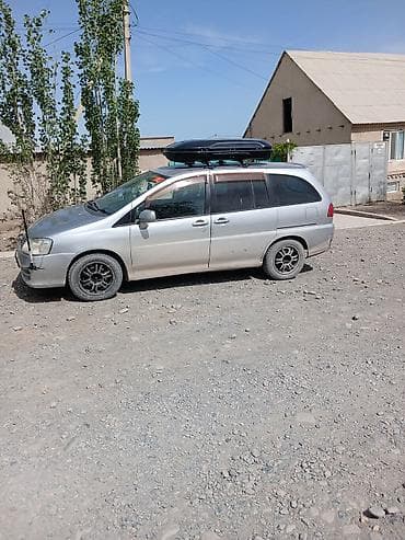 салон на гольф 2: Nissan Liberty: 2001 г., 2 л, Автомат, Бензин, Минивэн — 8